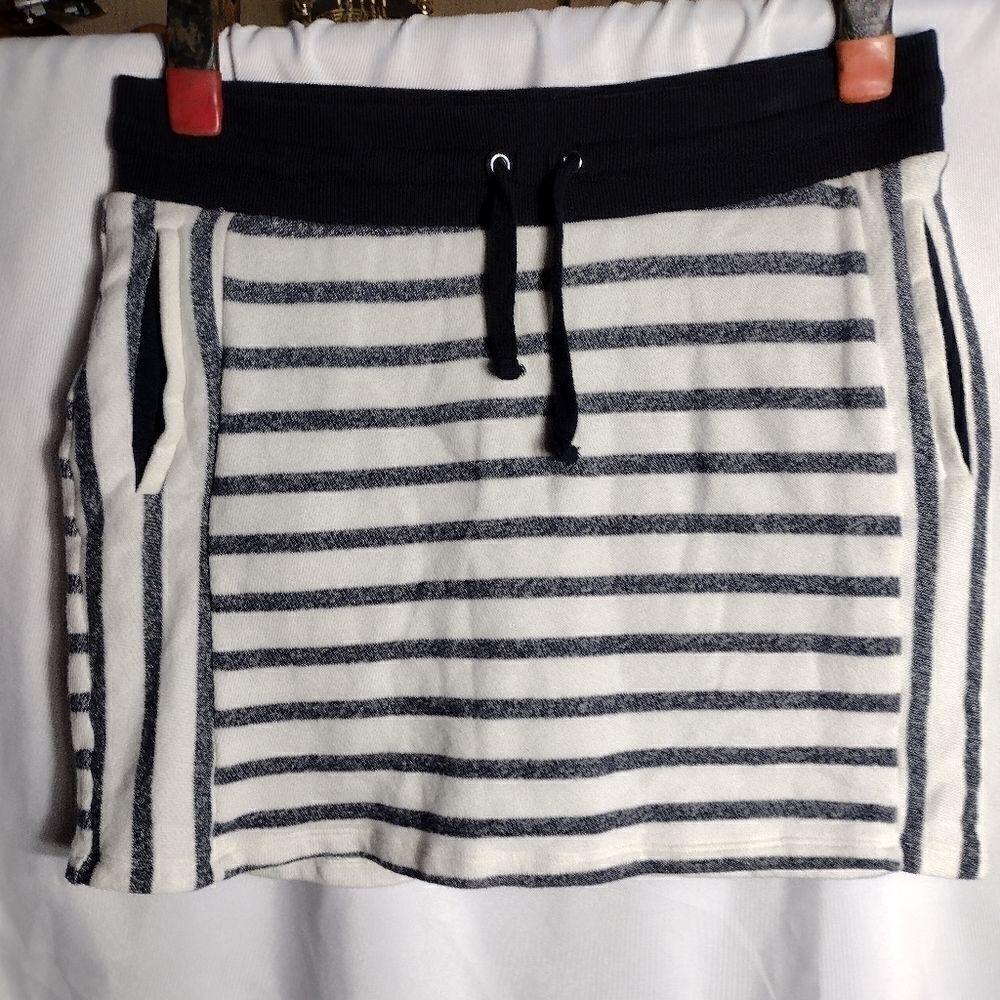 Jones New York skort 
